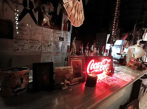 「表現の場」をリーズナブルに！